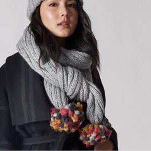 New with Tags Love & Lore Party Pom Scarf Chunky Knit Grey Multi